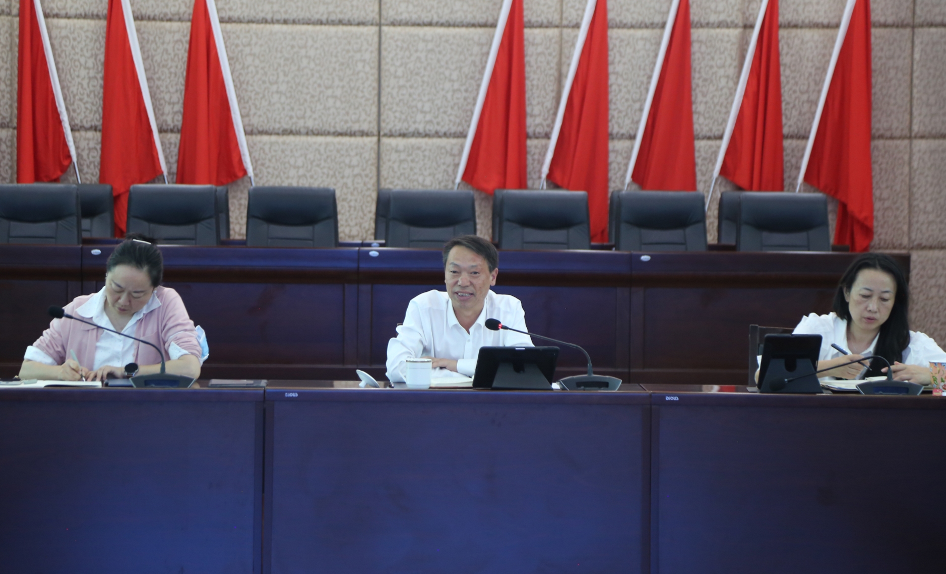 【公司要闻】永利yl23411集团党委召开理论中心组第六次集中学习扩大会议